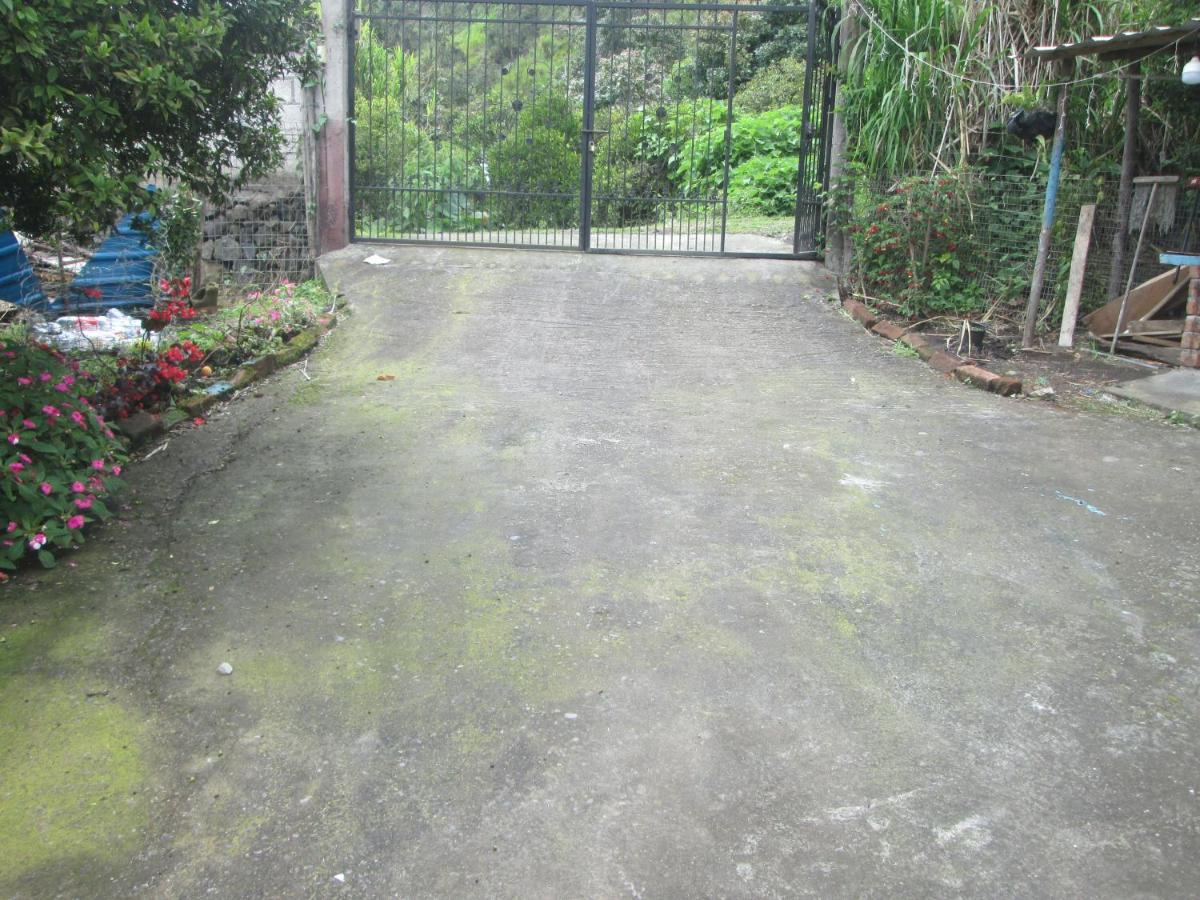 Casa Martin En Banos De Agua Santa Villa Exterior foto